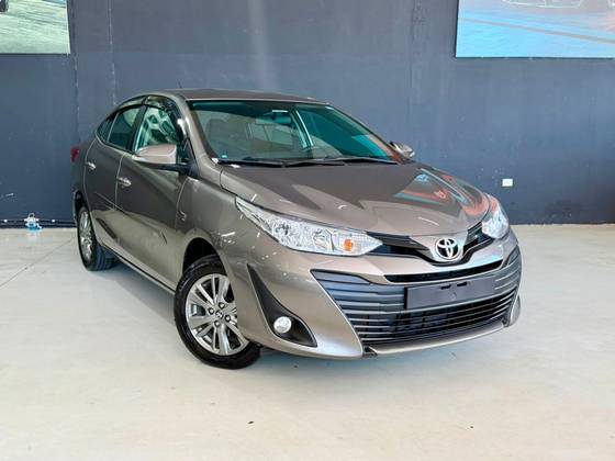 TOYOTA YARIS 1.5 16V FLEX SEDAN XL PLUS TECH MULTIDRIVE TOYOTA YARIS 1.5 16V FLEX SEDAN XL PLUS TECH MULTIDRIVE